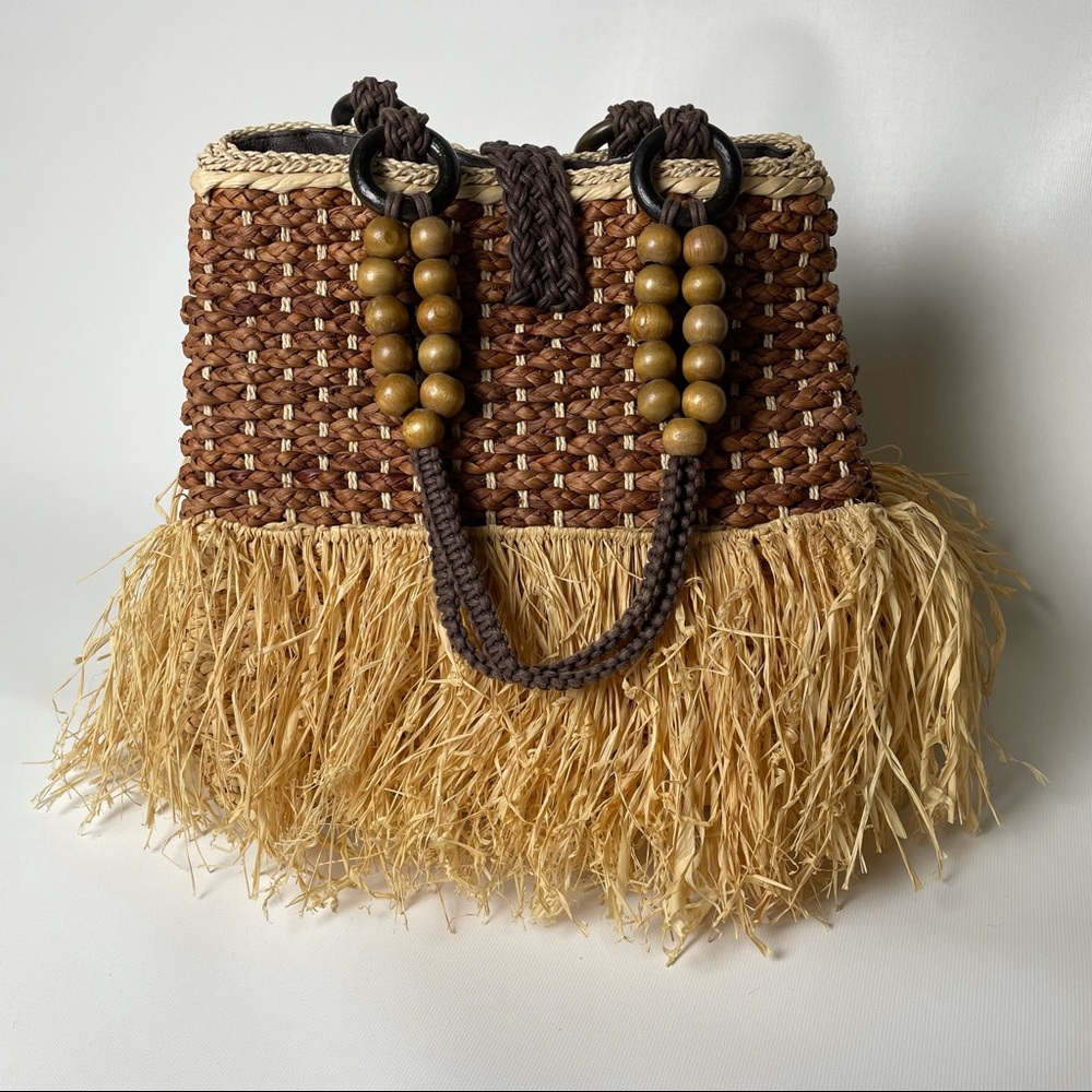 Florabella Straw Shoulder Bag - Picture 4 of 7